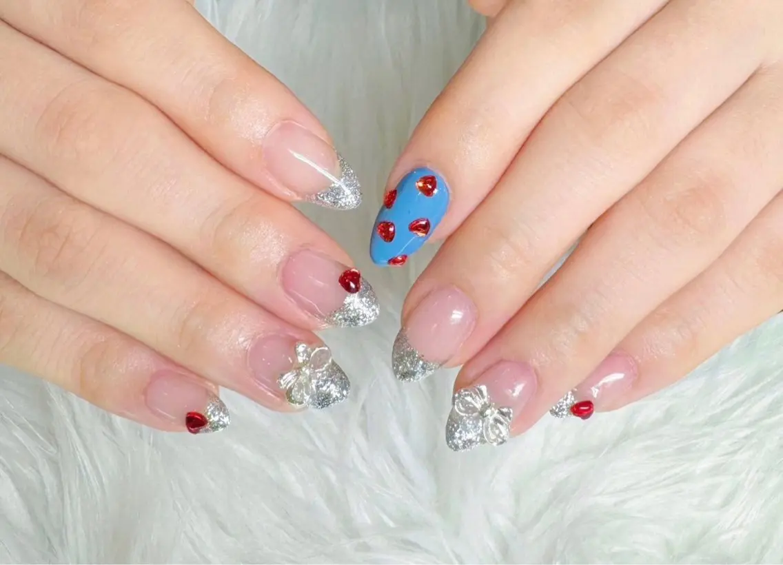 ネイル フットネイル フレンチネイル ガラスフレンチ マグネットネイル ニュアンスネイル hami nailのネイルデザイン