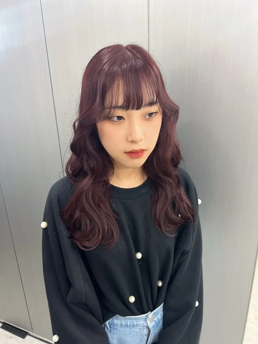 ロング カラー 暗髪🩶ラベンダー/ ブルー/ユウナ🤍のヘアスタイル
