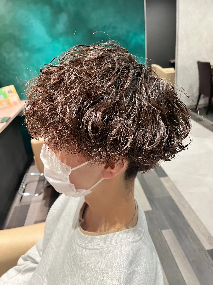 パーマ 白崎 隆人のヘアスタイル
