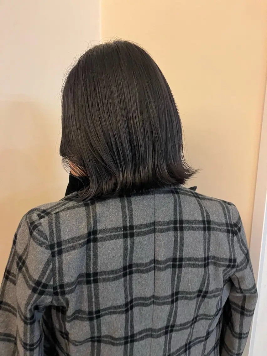 ミディアム ヘアカラー 透明感カラー✨ 艶カラーのヘアスタイル