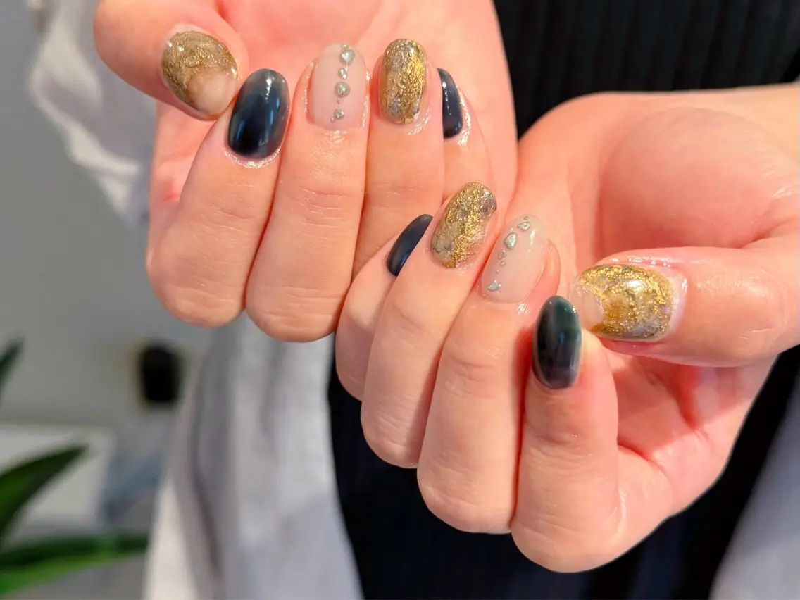 ネイル クリアネイル フラッシュネイル フラッシュマグ フレンチネイル マグネットネイル Luana nailのネイルデザイン