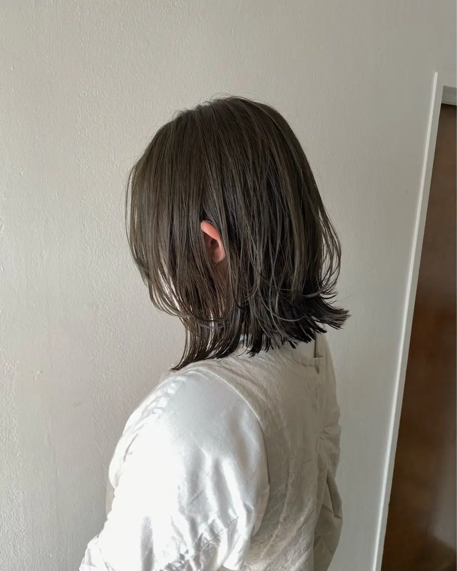 ミディアム カラー カット ヘアカラー 暗髪とオリーブ🌿 渡辺拓人のヘアスタイル