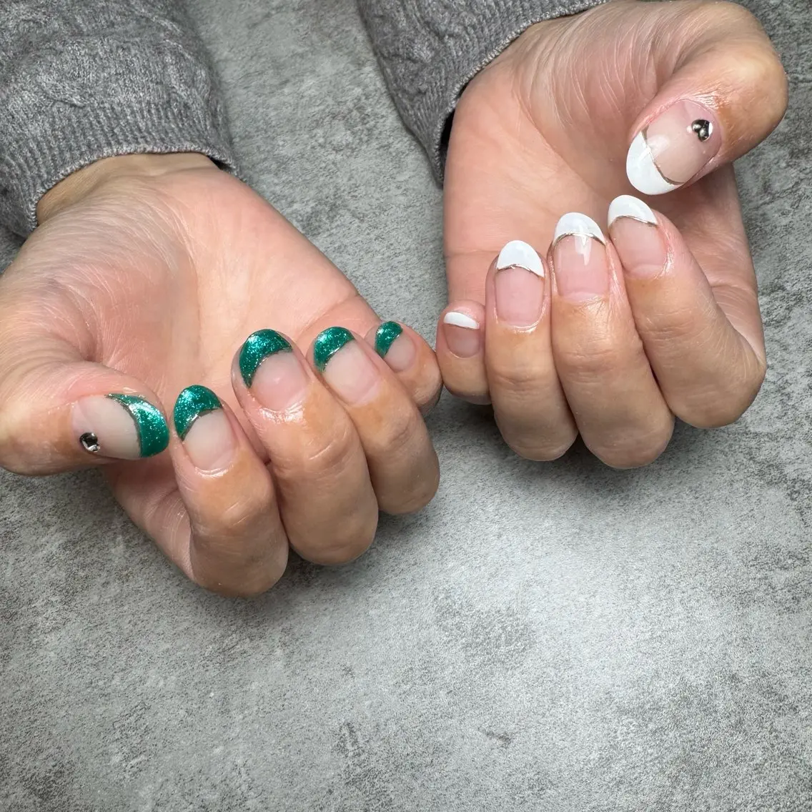 ネイル フレンチネイル ハート ストーンネイル MATATABI. kumiのネイルデザイン