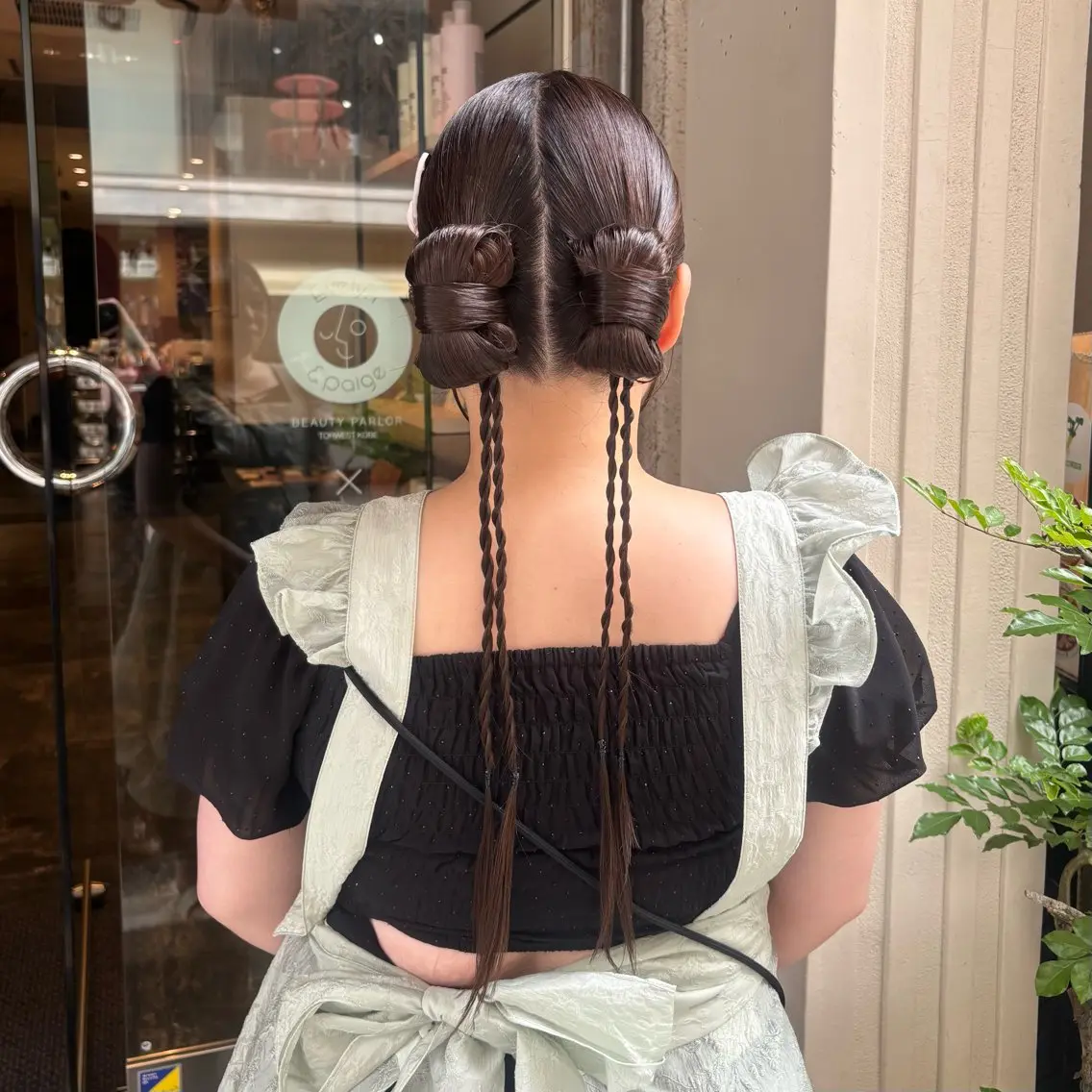 ヘアアレンジ お団子ヘア 髪飾り ヘアセット 芦刈 咲来のヘアスタイル