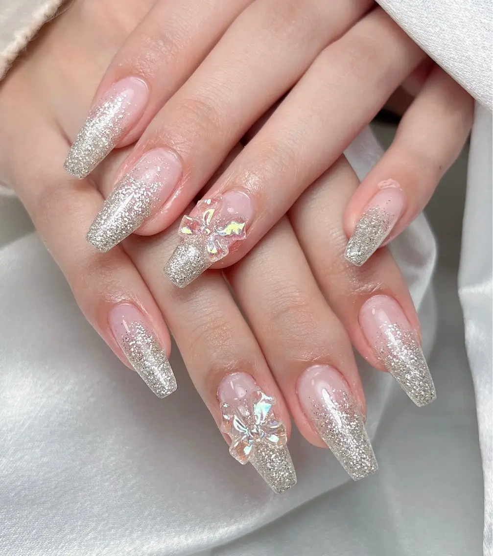 【限定】✨ラメグラデーション🍁&パーツ2個付き(ベースある)の写真