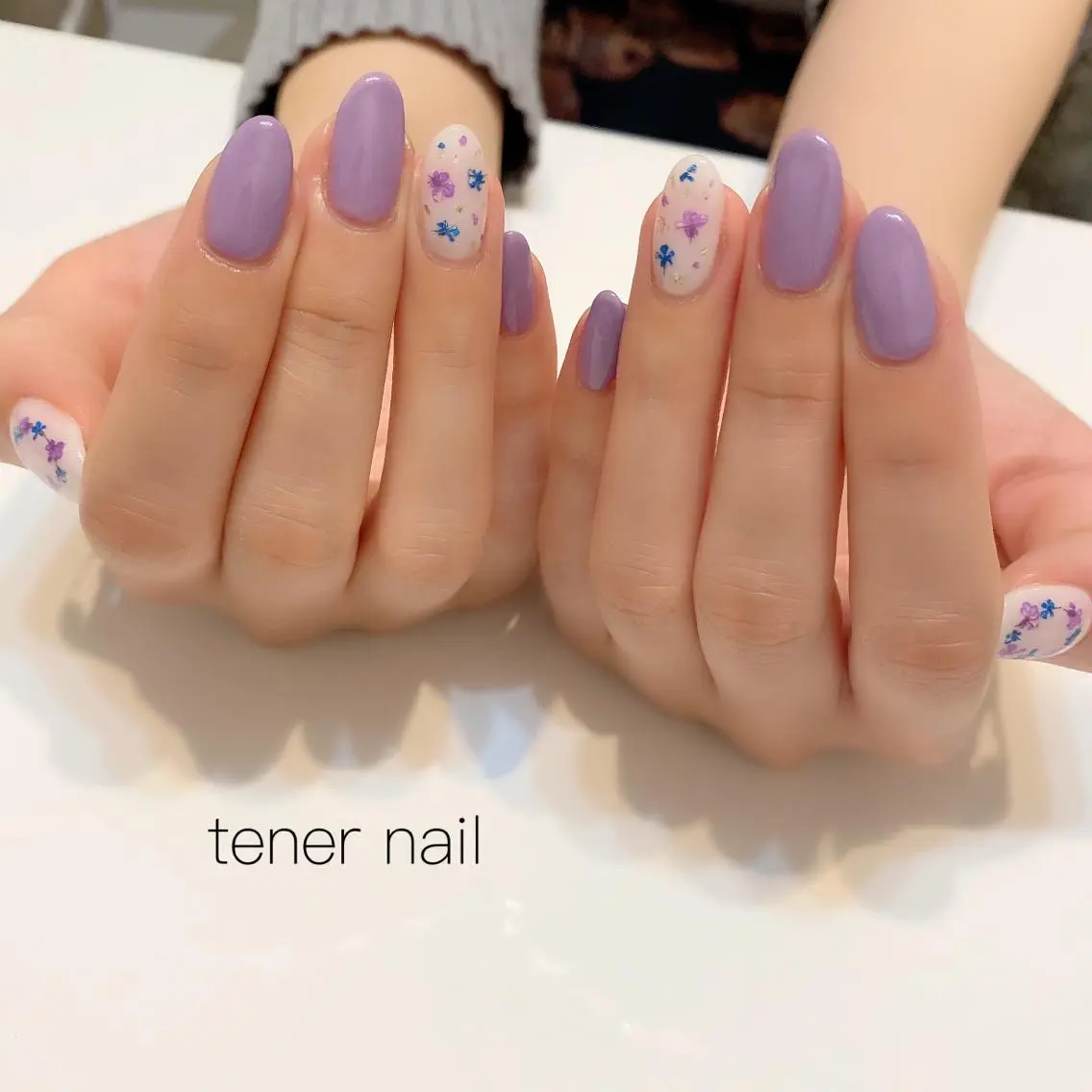 ネイル ブルー フラワーネイル パープル テネルネイル tener nailのネイルデザイン