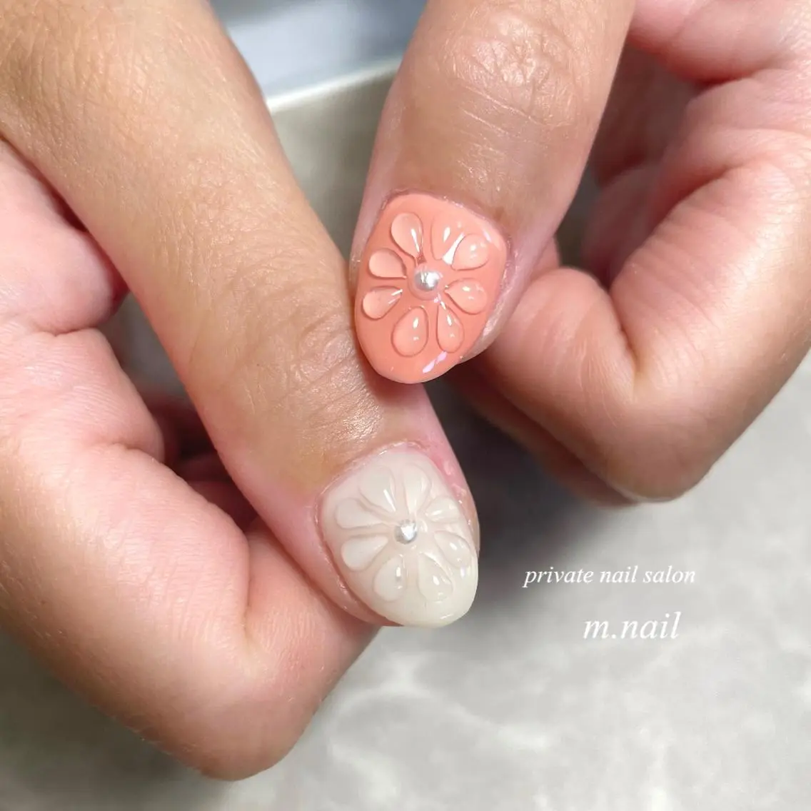 ネイル アートネイル フラワーネイル 持ち込み ぷっくりネイル 夏ネイル m.nail salonのネイルデザイン