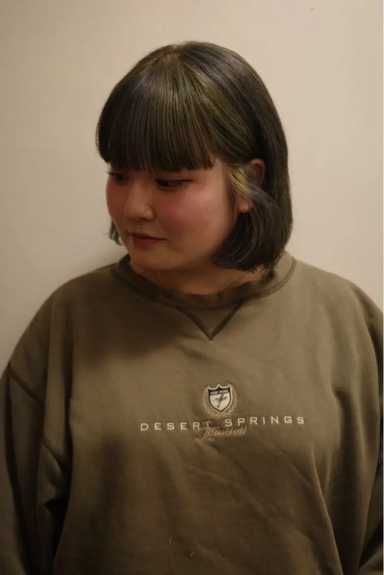 カラー 髙橋 紗奈のヘアスタイル