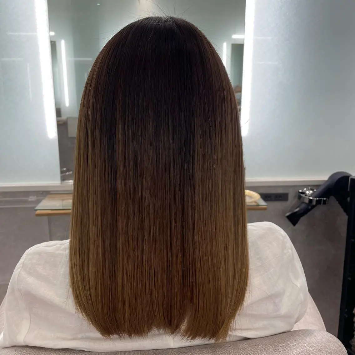セミロング 縮毛矯正 樋口 功樹のヘアスタイル