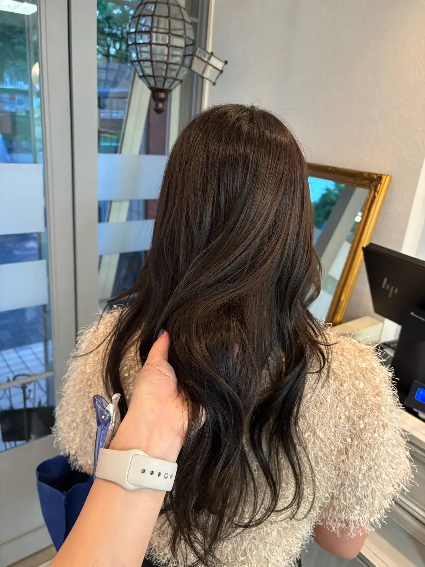 ロング レイヤーカット🥀/ 大曽根🤍yuukaのヘアスタイル