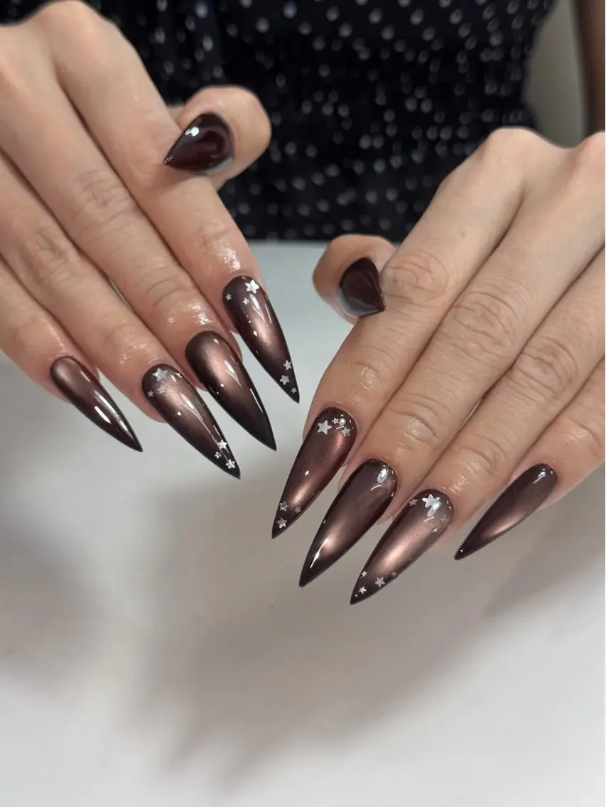 ネイル ボルドー フレンチネイル グラデーション キラキラネイル 韓国ネイル ハンドネイル Rin Nail Shinokuboのネイルデザイン