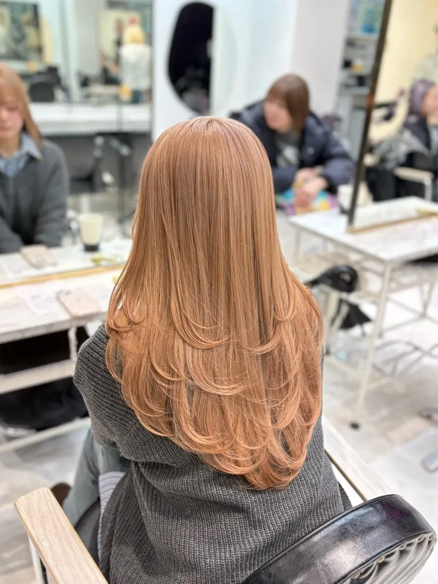 ロング カラー レイヤーカット カット ヘアカラー トリートメント ヘアセット 色落ち綺麗🩰ハイ トーン🎀RINKAのヘアスタイル