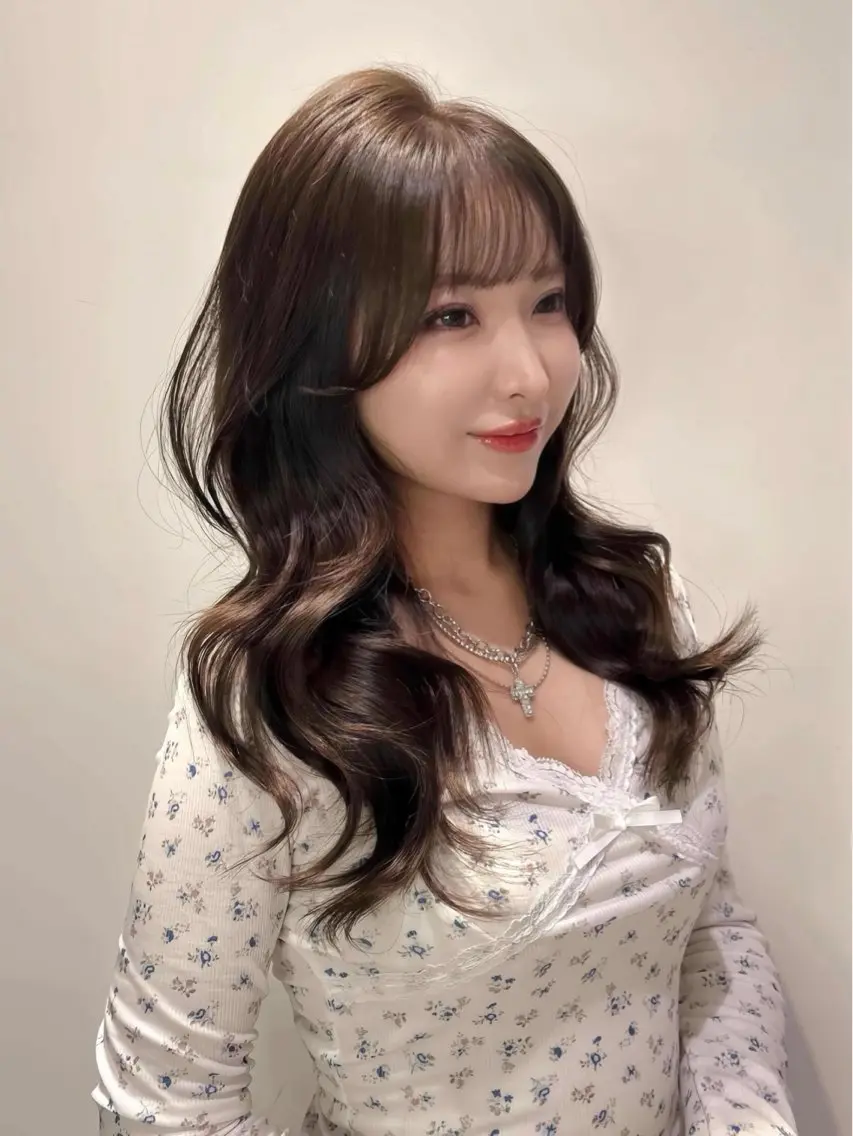 ロング カラー ベージュカラー 韓国風ヘア レイヤーカット カット ヘアカラー トリートメント 銀座/韓国レイヤー/ 艶カラー🍓原田侑依のヘアスタイル