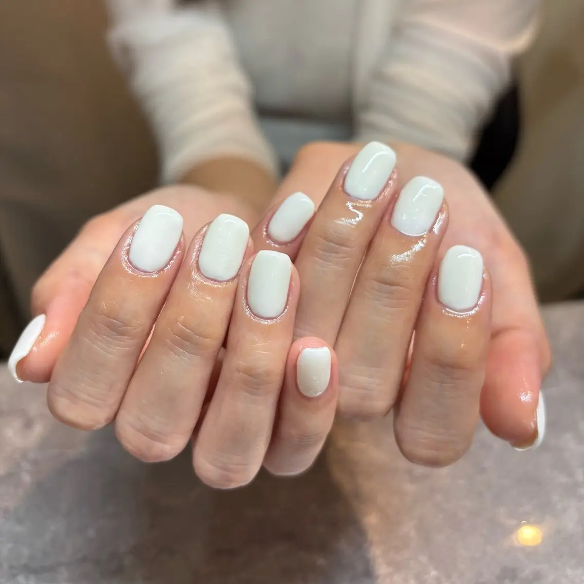 ネイル ワンカラーネイル ホワイト ハンドネイル H. Miyuのネイルデザイン