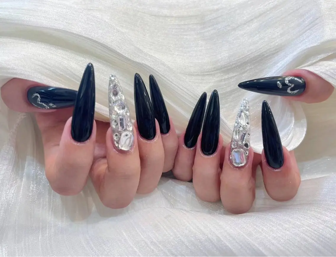 ネイル アートネイル フラワーネイル フットネイル ジェルネイル ロングネイル Babarla Nailのネイルデザイン