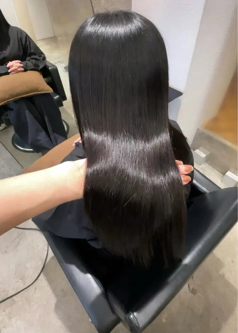 セミロング STUD YUKIのヘアスタイル