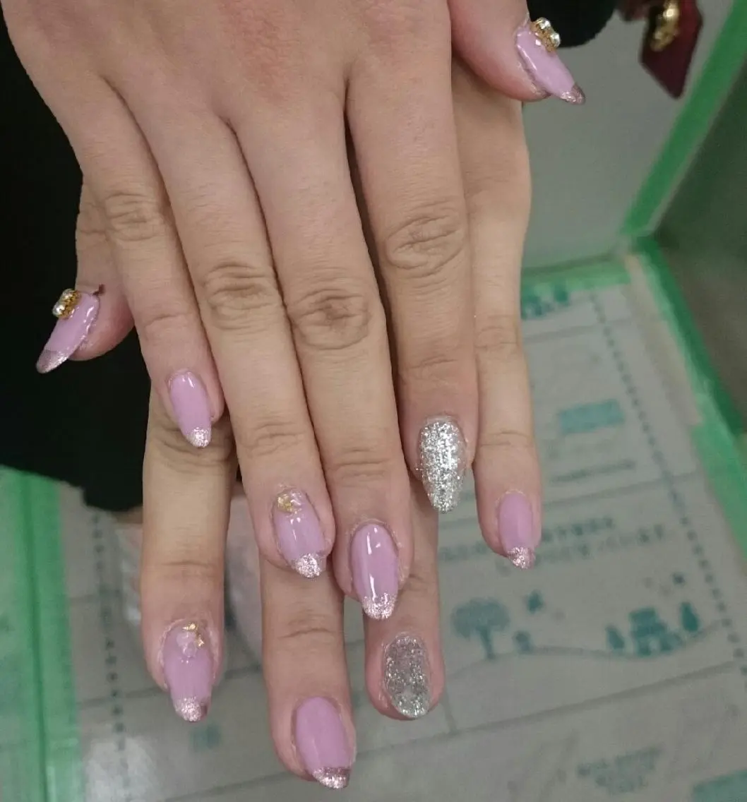 ネイル フレンチネイル ラメ(グリッター) JEWEL nailのネイルデザイン