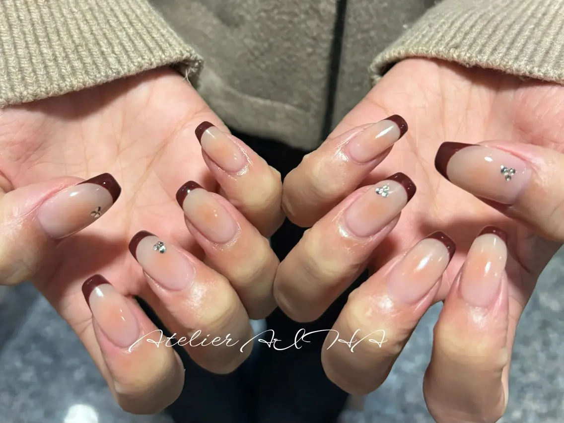 セミロング ハンドネイル アトリエAIHA★ フィルイン推奨サロンのネイルデザイン