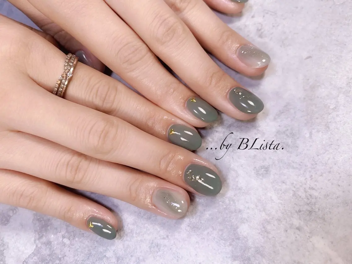 ネイル グリーン ニュアンスネイル ハンドネイル BLista. Rurikoのネイルデザイン