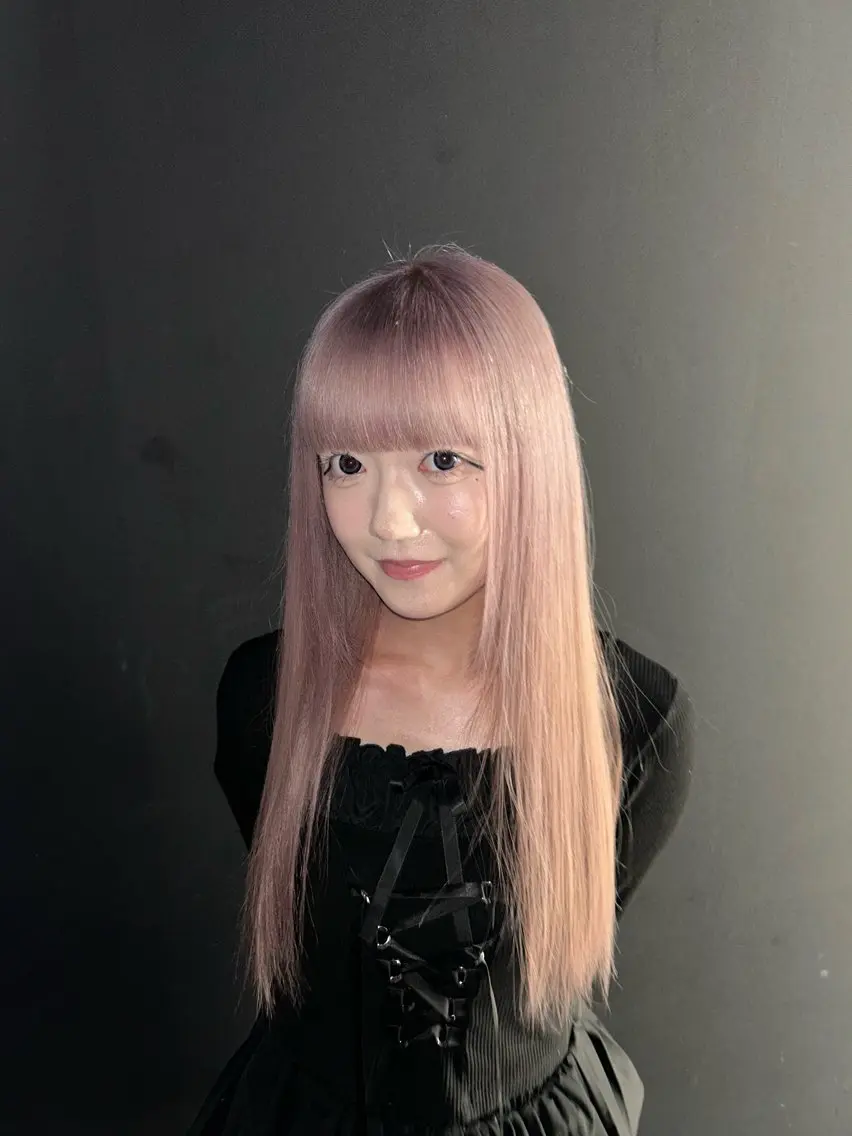 ロング 🎀ブリーチカラー 🎀なつのヘアスタイル