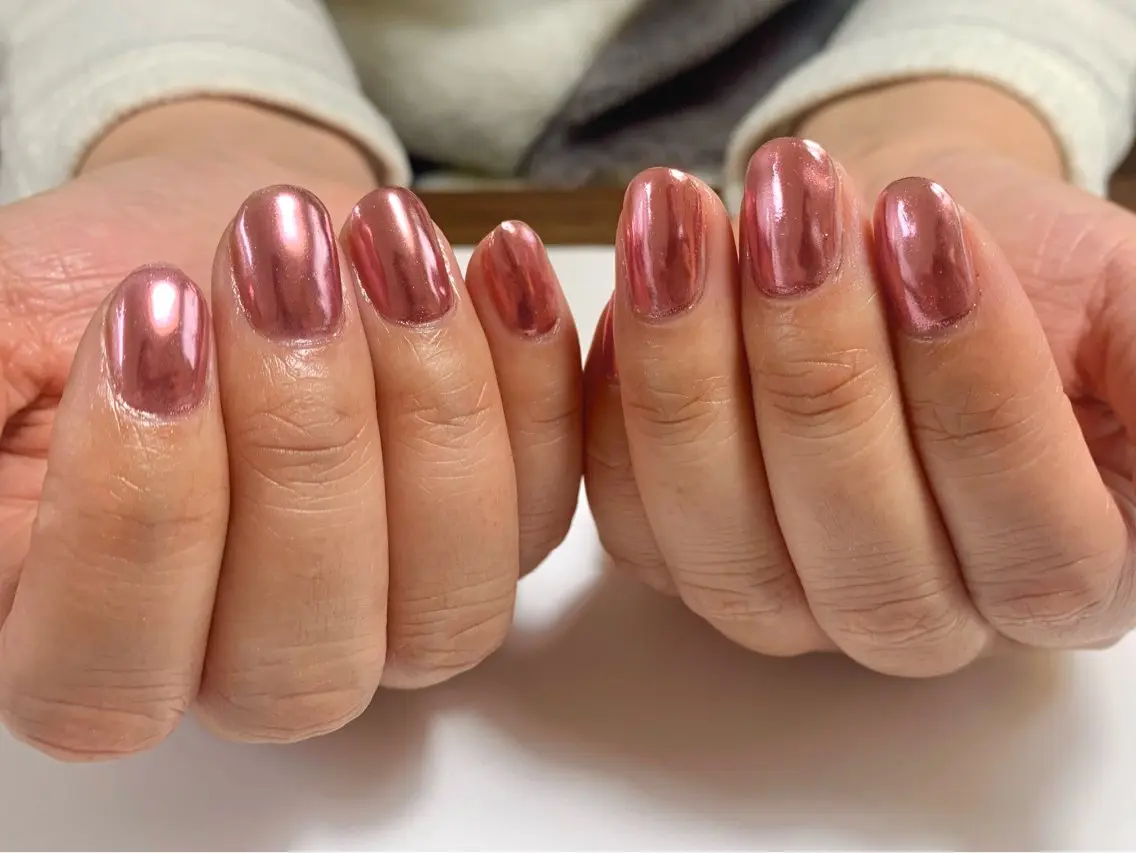 ネイル ミラーネイル ピンク is..nail 🌷sonokoのネイルデザイン