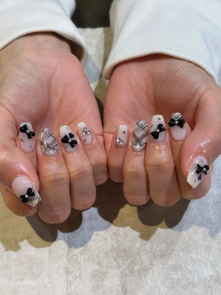 ネイル ハンドネイル REINA .のネイルデザイン