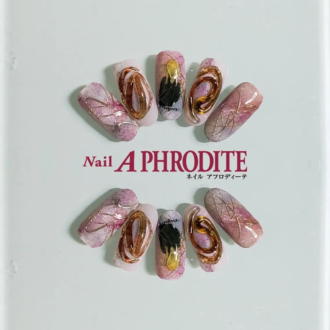 ネイル ジェルネイル ニュアンスネイル スカルプネイル ソフトジェル ネイルチップ ハンドネイル Nail Aphroditeのネイルデザイン