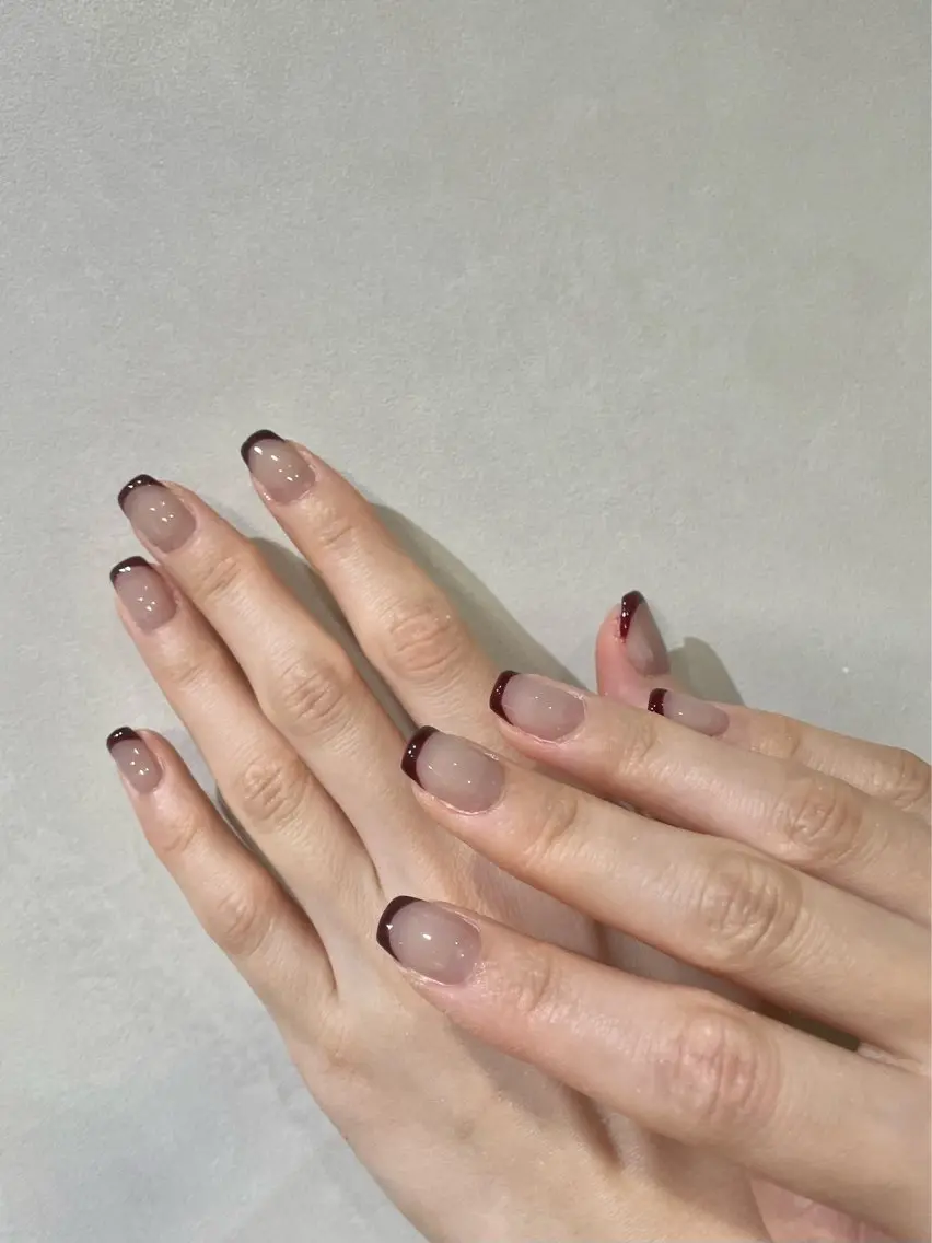 ネイル ボルドー フレンチネイル Lily イシイのネイルデザイン