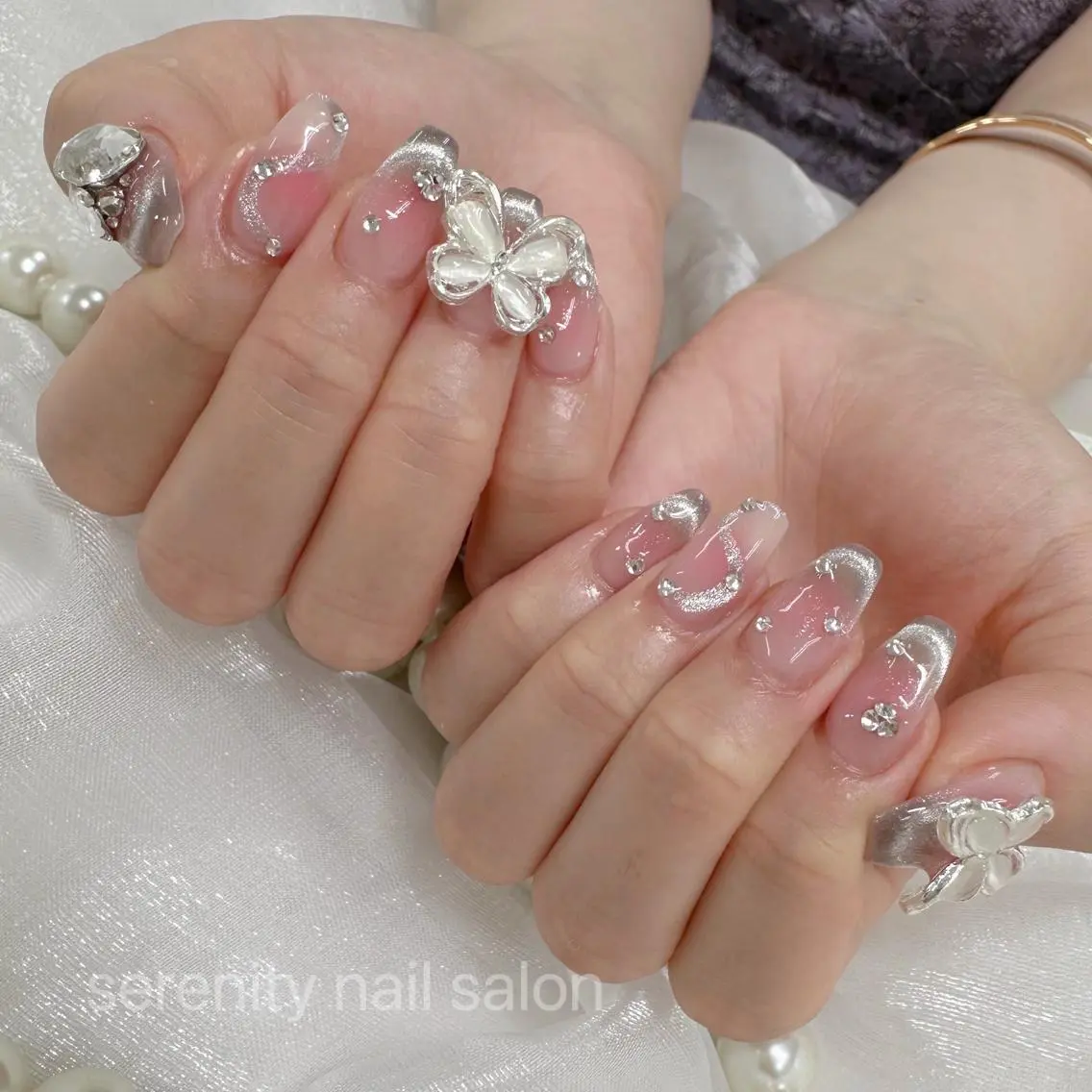 ネイル ハンドネイル ハンドケア ✨Serenity Nail salonのネイルデザイン