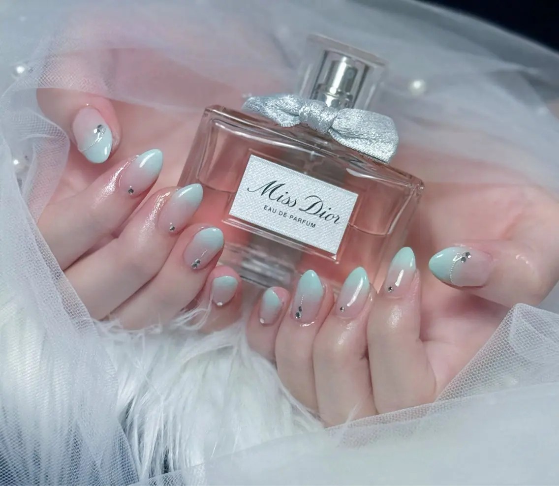 ネイル ハンドネイル AURORA nail salonのネイルデザイン