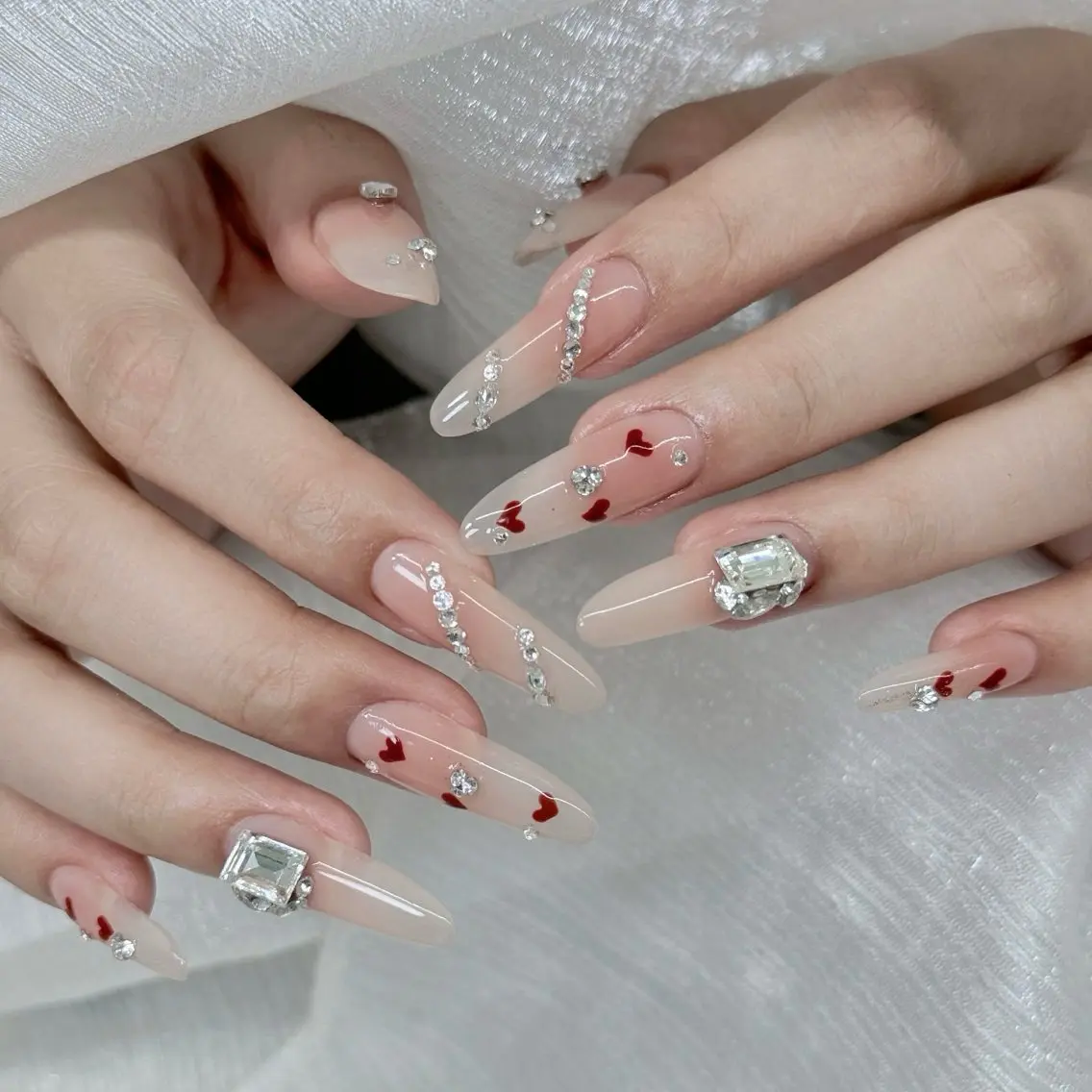 ネイル ハンドネイル 🎀 NaNa_nailのネイルデザイン