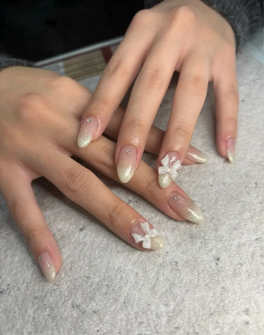 ネイル ラメ(グリッター) ストーンネイル ハンドネイル Lico Ryoのネイルデザイン