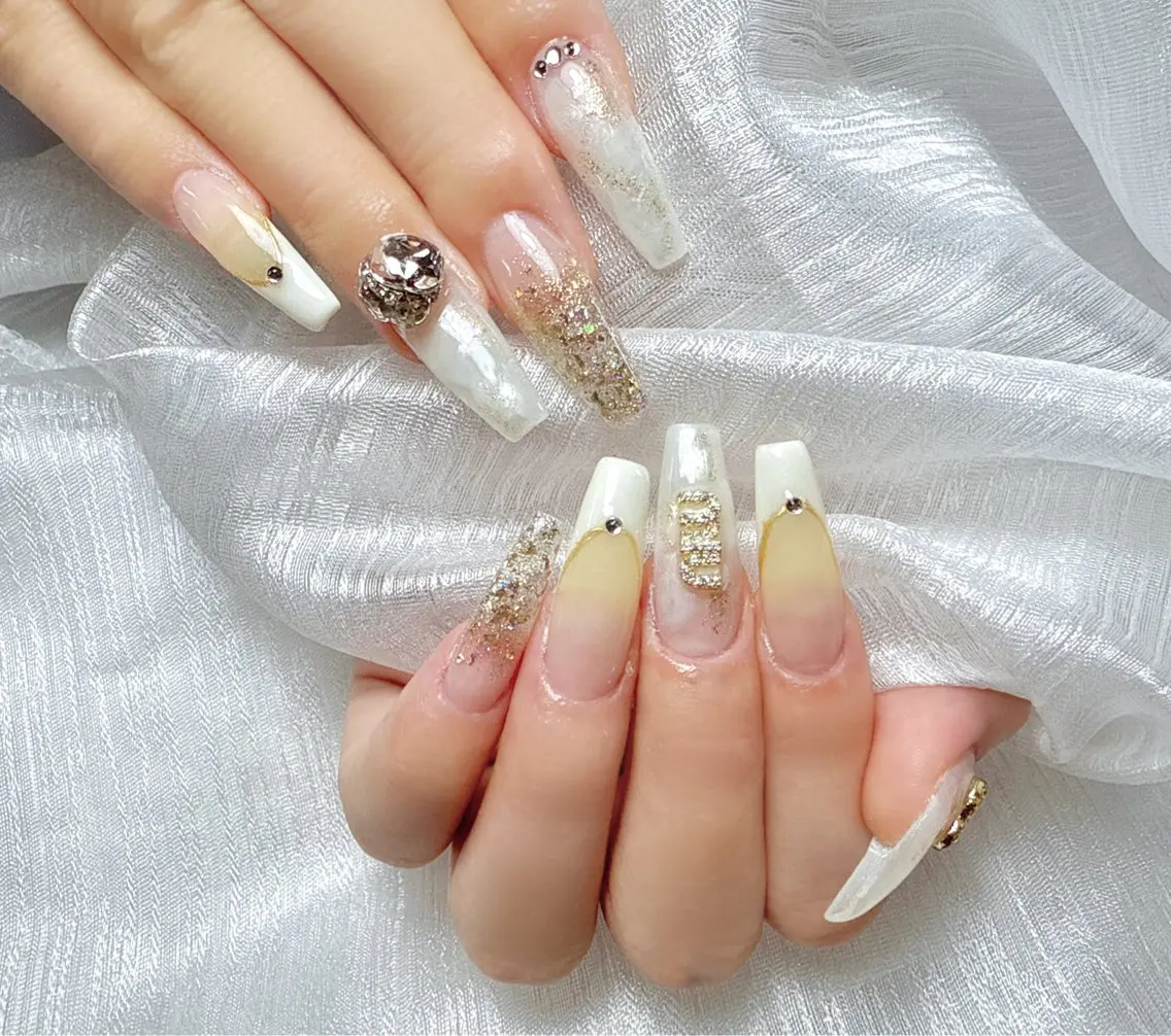 ネイル 持ち込み ハンドネイル ハンドケア L. Nailのネイルデザイン