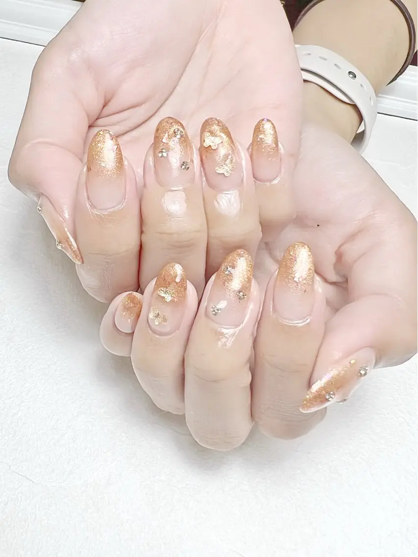 ネイル グラデーション ラメ(グリッター) オレンジ 夏ネイル rouse nail RISATOのネイルデザイン