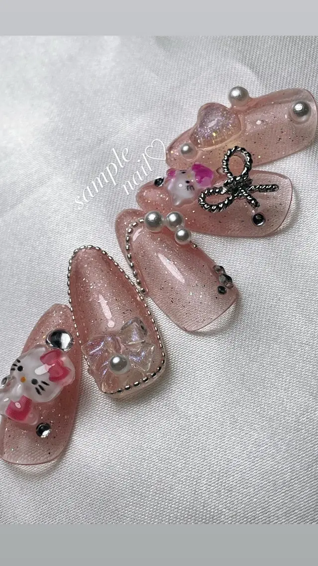 ネイル Bavardage Nailのネイルデザイン