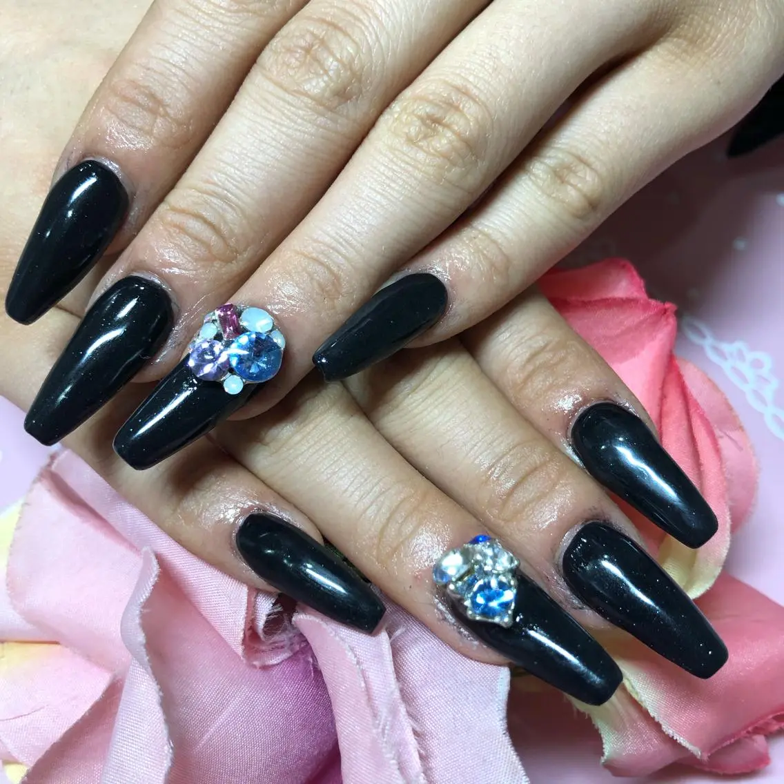 セミロング ネイル ハンドネイル 《LB》ラブリエ Nail&eyeのマツエク・マツパデザイン