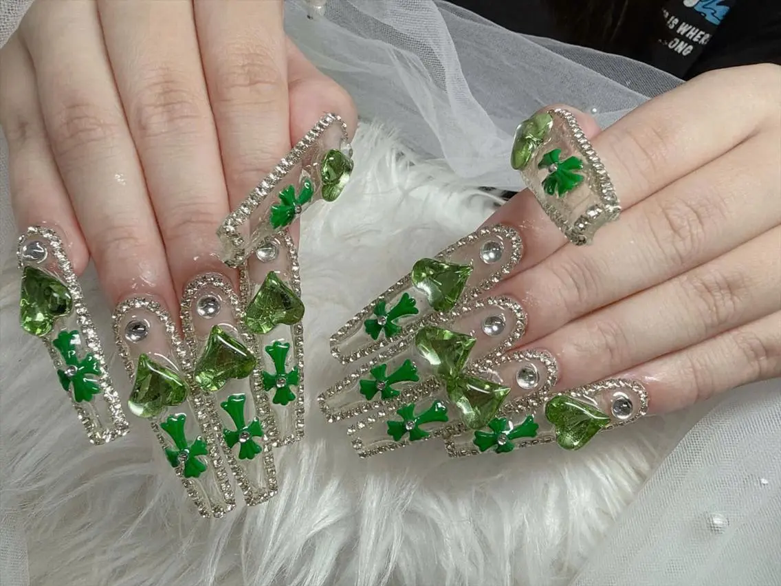ネイル フレンチネイル ジェルネイル ハロウィン 韓国ネイル マグネットネイル ハンドネイル H.baby Nail Salonのネイルデザイン