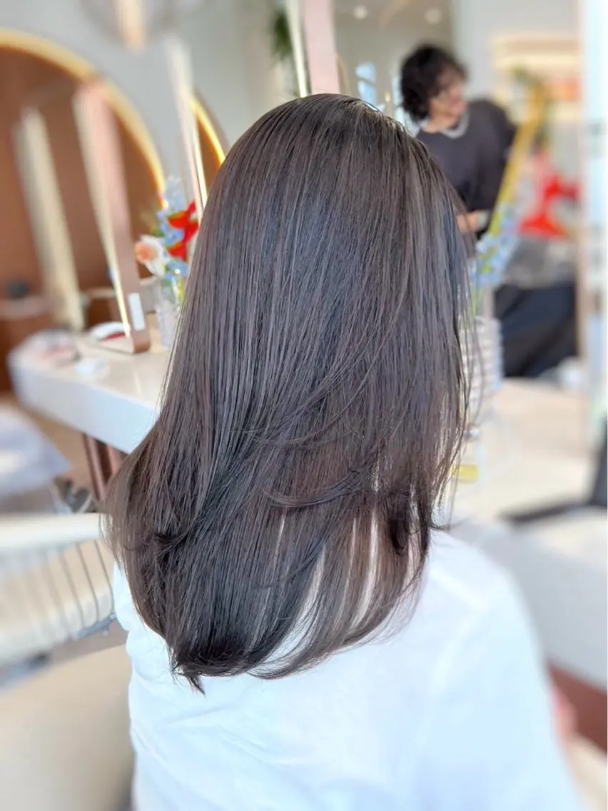 ミディアム レイヤーカット カット トリートメント レイヤー/ハッシュ 渋谷/サッタのヘアスタイル