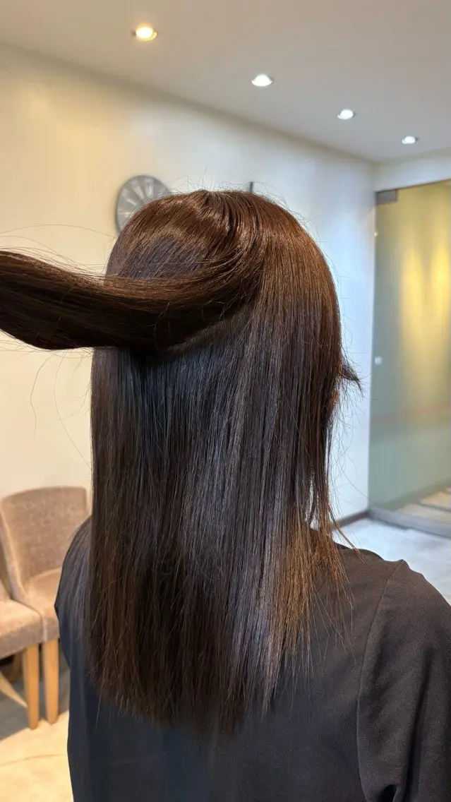 ロング ヘアカラー オオミチ ワカナのヘアスタイル