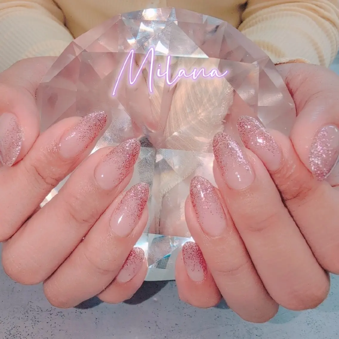 ネイル グラデーション ラメ(グリッター) ラメグラデーション ハンドネイル Milana 川瀬のネイルデザイン