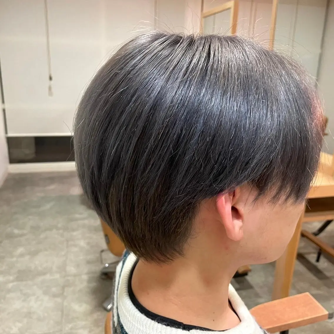 ショート カラー アッシュ ブルーカラー ブルーアッシュ 切りっぱなしボブ/ 三瀬翔のヘアスタイル