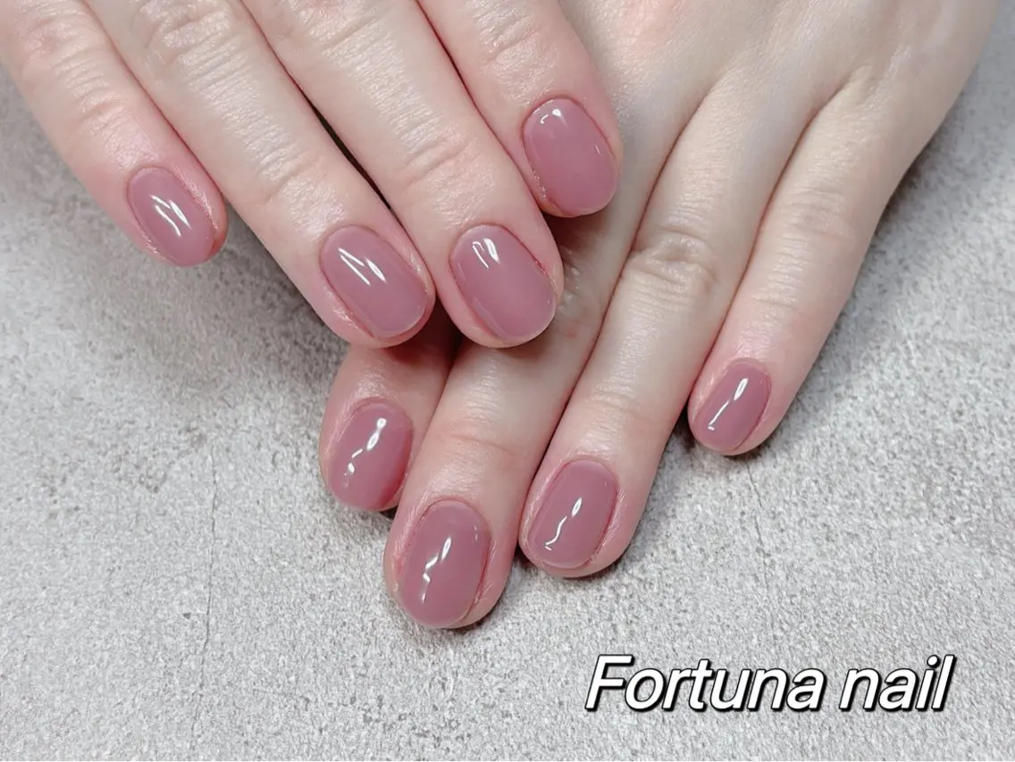 ネイル Nail •Head スパFortunaのネイルデザイン
