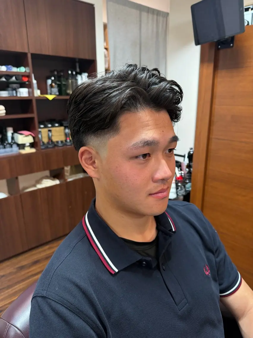 ショート メンズ 糸山 仁のヘアスタイル