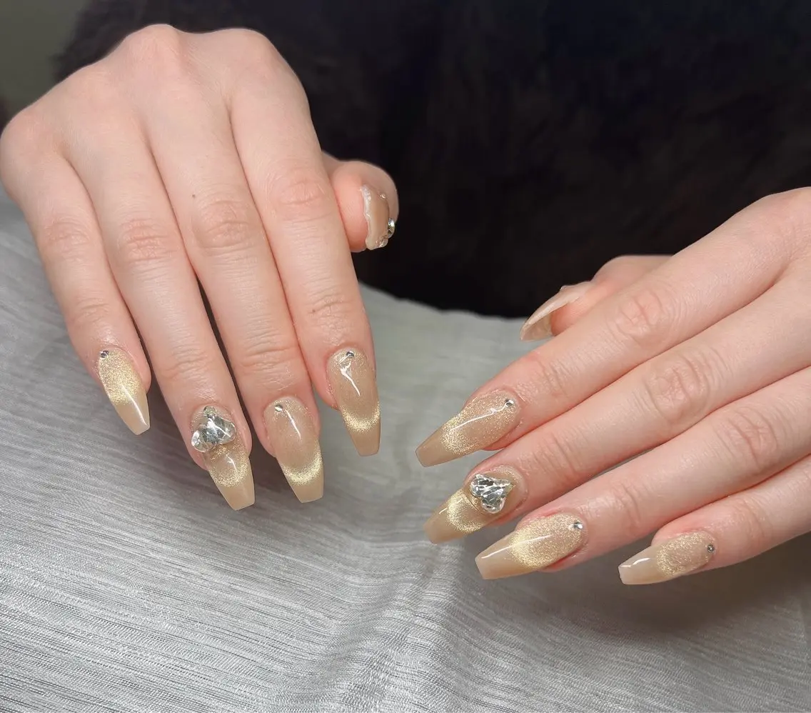 ネイル ハンドネイル Lee Nailsのネイルデザイン