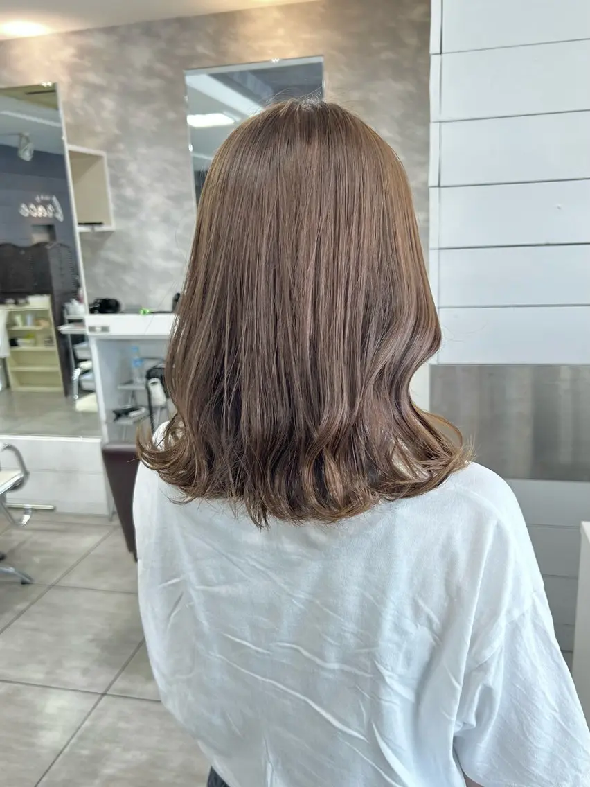 ミディアム 切りっぱなしボブ ボブ 🫧艶髪カラー🫧 森本くるみのヘアスタイル
