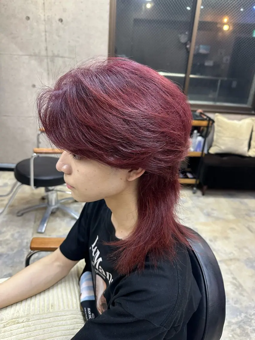 セミロング カラー メンズ メンズウルフカット レッドカラー ウルフカット カット ヘアカラー トリートメント 💎メンズパーマ特化 🥇メンズのプロのヘアスタイル