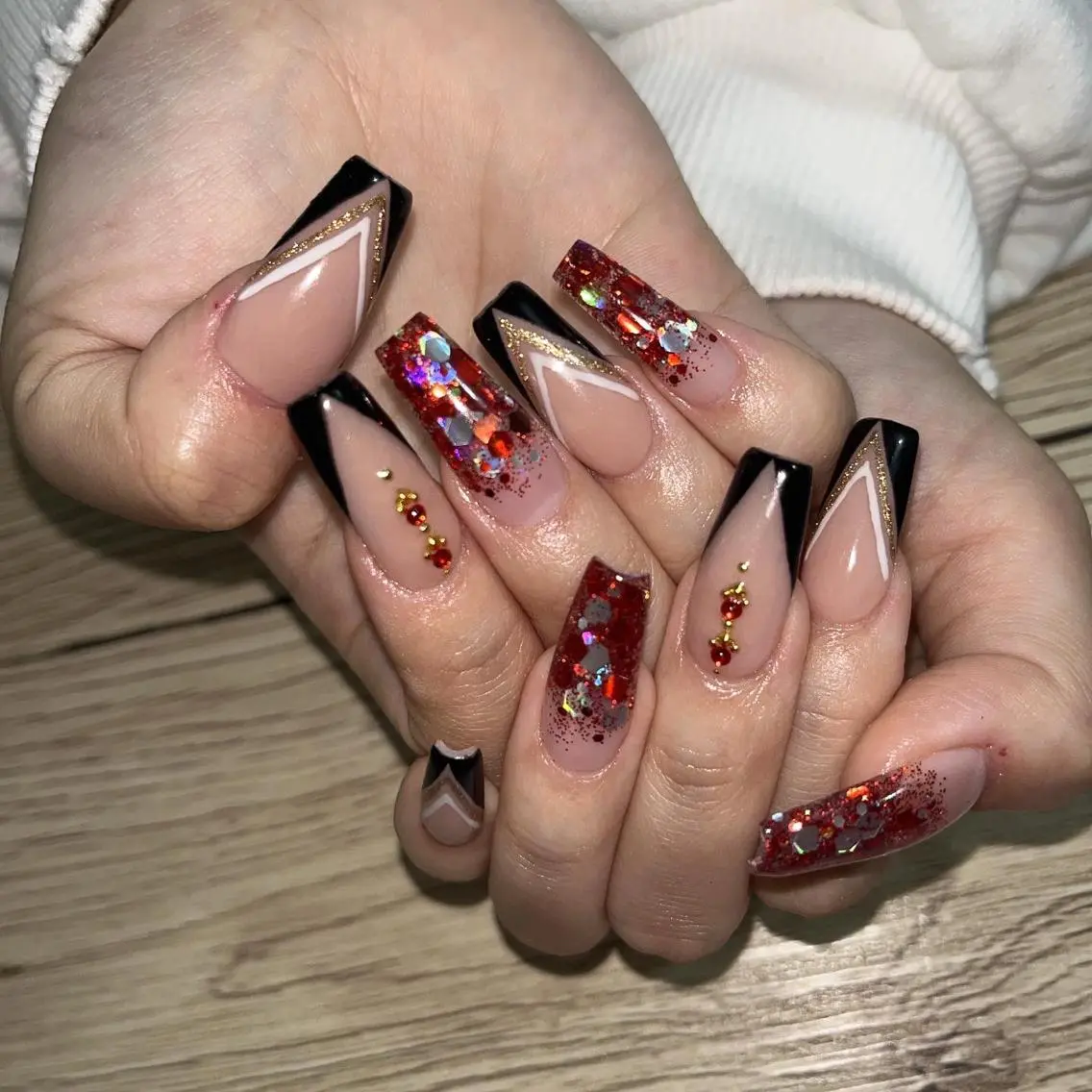 ロング ネイル 成人式 yukina nailのネイルデザイン