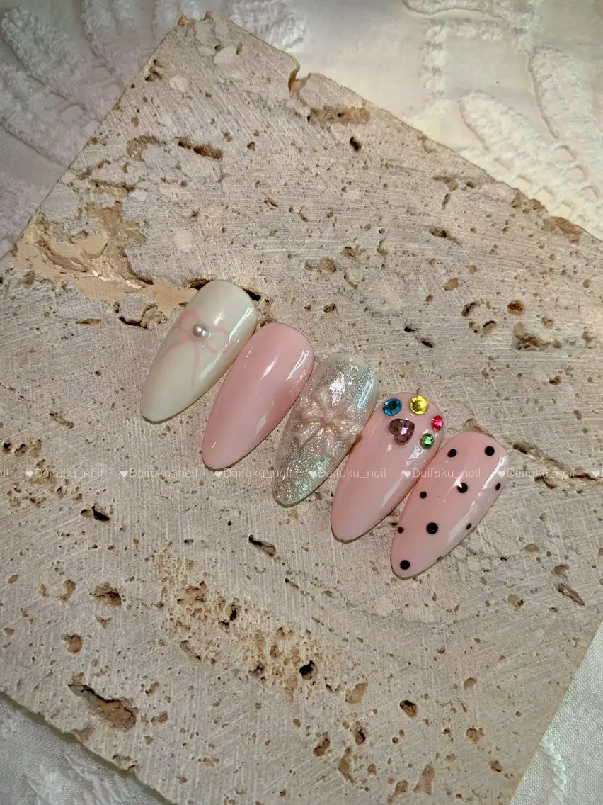 ミディアム ハンドネイル Daifuku nailsのネイルデザイン