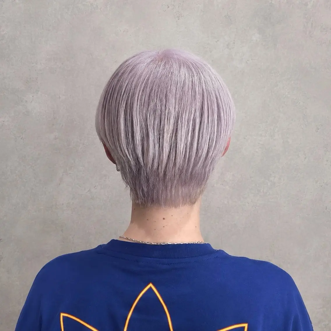 ショート カラー 🪽透明感🪽ブ リーチ特化✨Ainaのヘアスタイル