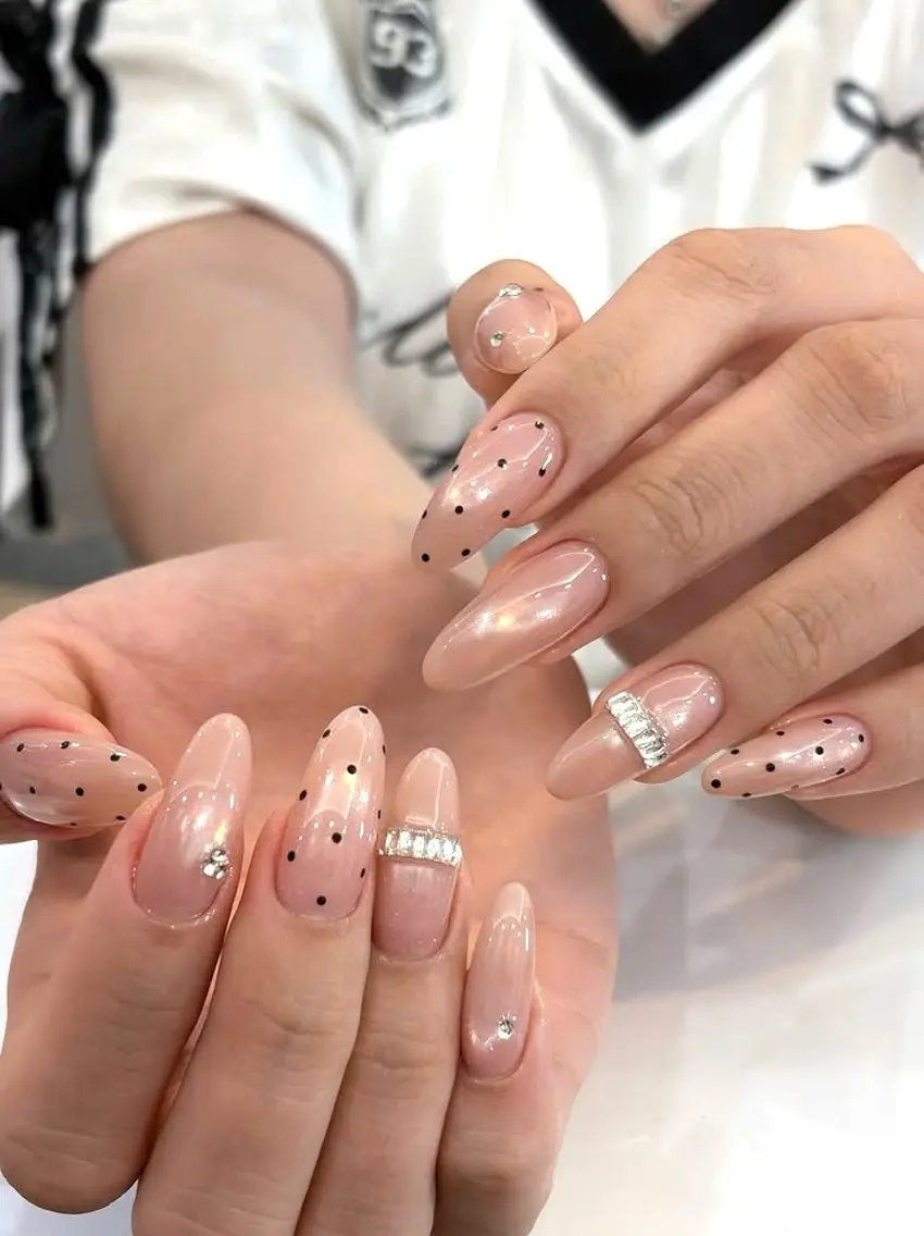 ネイル マグネットネイル ニュアンスネイル オフィスネイル ワンカラーネイル 夏ネイル ハンドネイル Squen Nail shinjukuのネイルデザイン